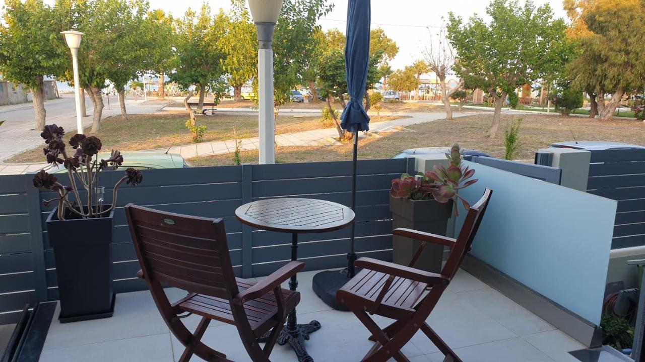 Connie'S Beach House Kos-Stadt Exterior foto